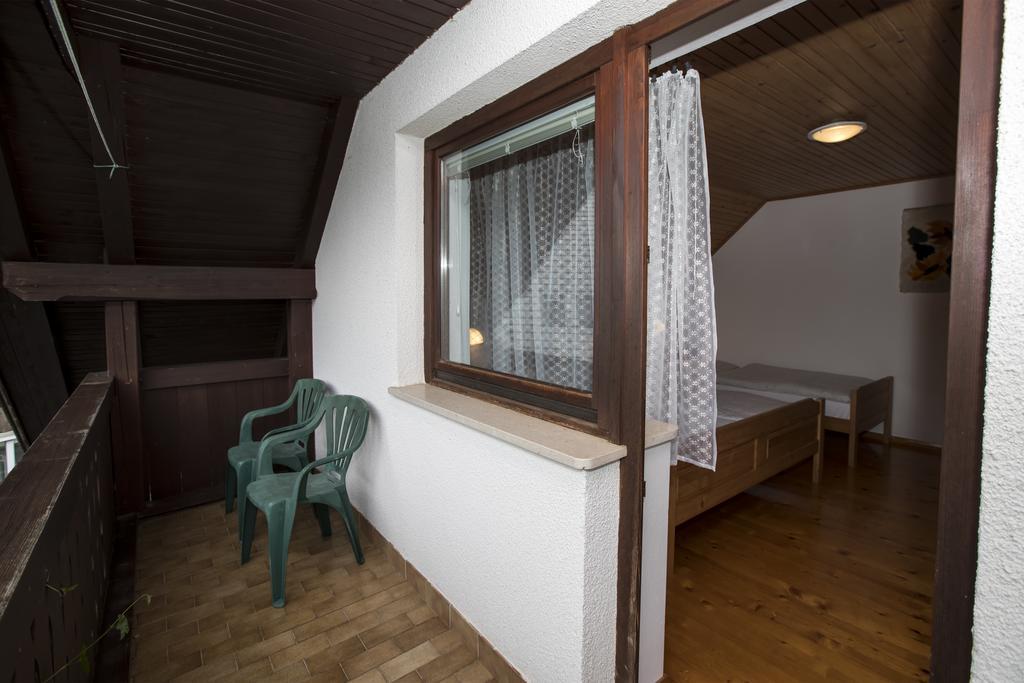 Апартаменты Turisticna Kmetija Gartner 3A Бохинь Экстерьер фото